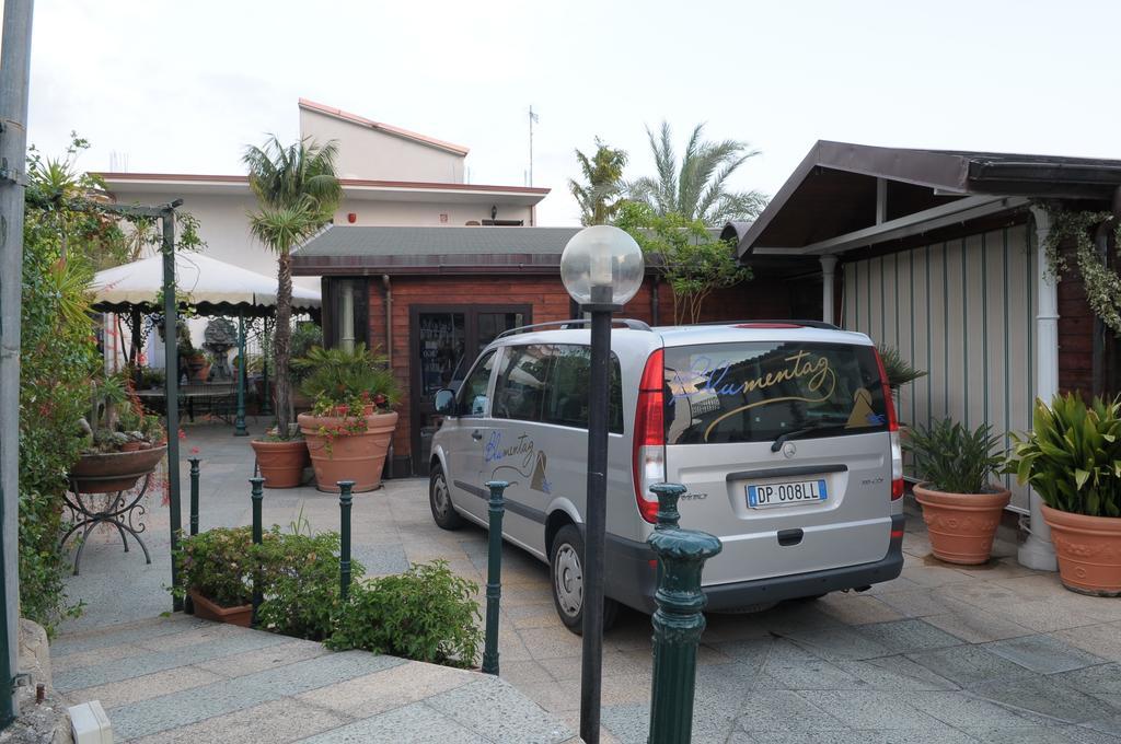 Hotel Blumentag Паола Екстериор снимка