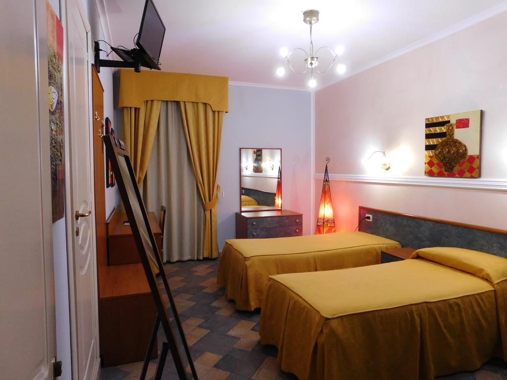 Hotel Blumentag Паола Екстериор снимка