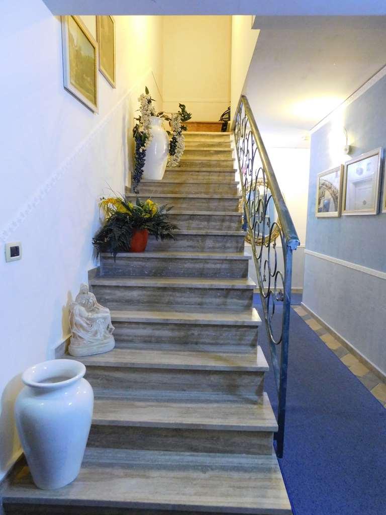 Hotel Blumentag Паола Съоръжения снимка